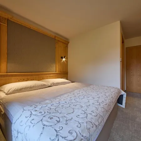 Hotel Marten - Ski-in & Ski-out