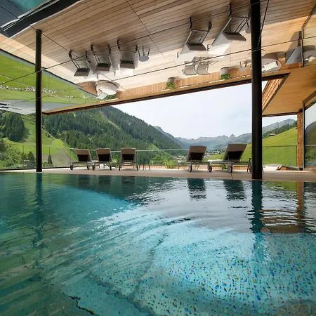 Marten - Ski-in & Ski-out 4* Saalbach-Hinterglemm