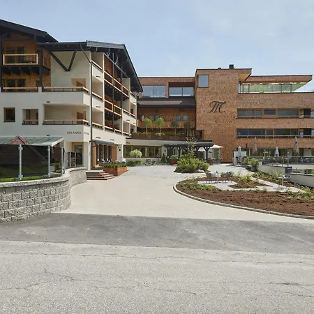 Marten - Ski-in & Ski-out Hotel Saalbach-Hinterglemm