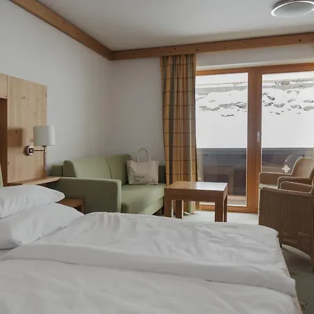 Hotel Marten -joker Card Partner- 4*
