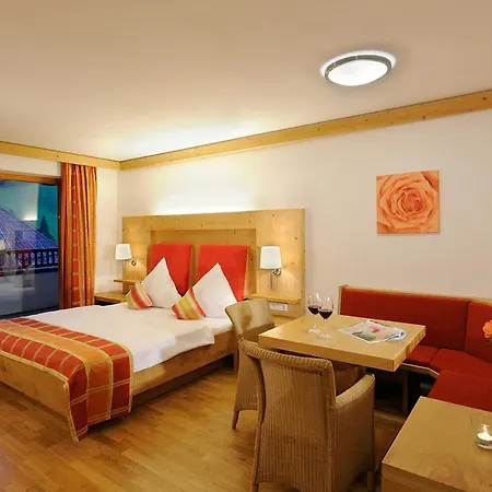 ホテル Marten - Ski-in & Ski-out ザールバッハ・ヒンターグレム